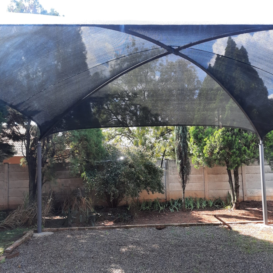 3 Bedroom Property for Sale in Roodia Free State